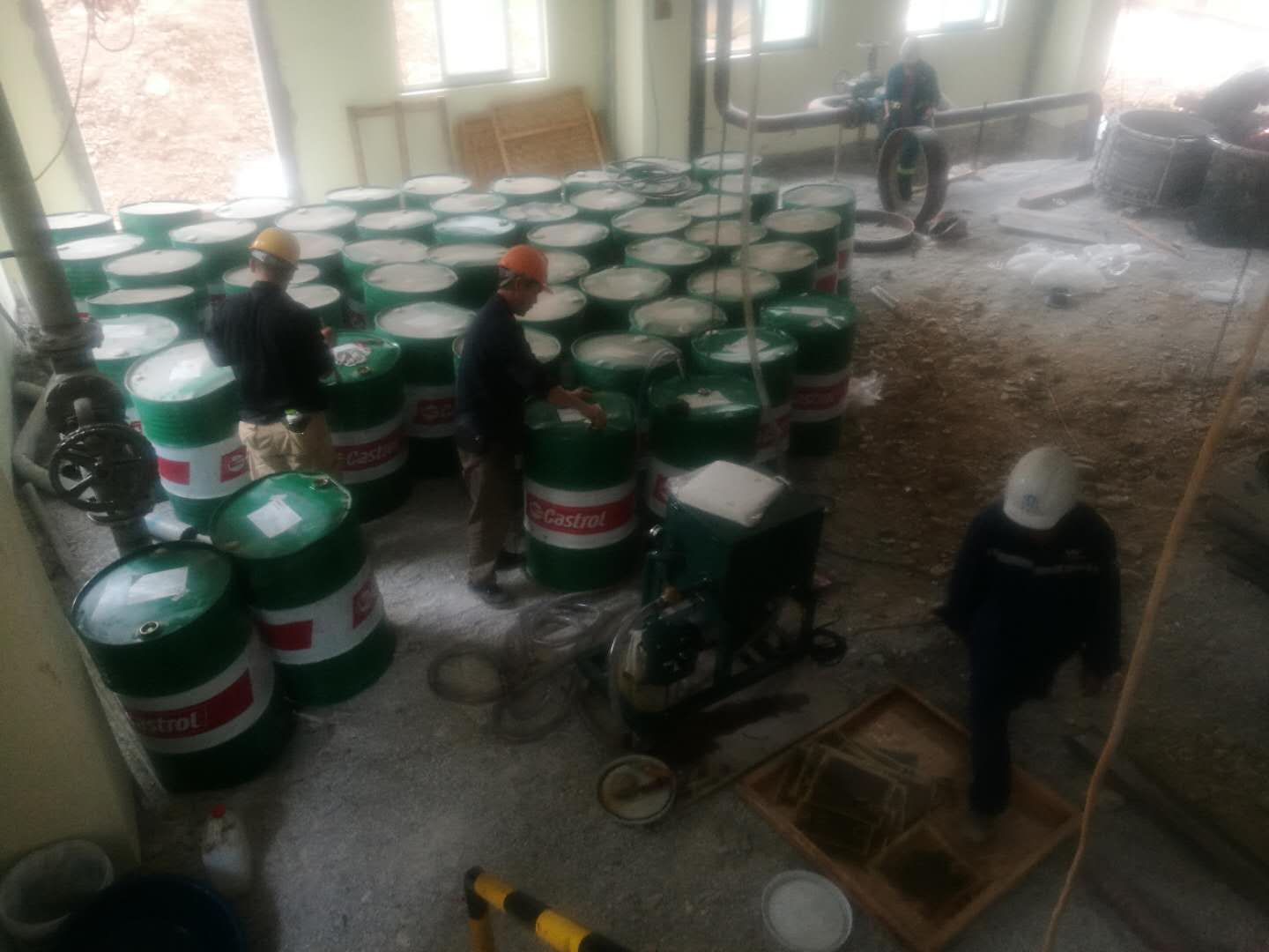 润能LY-100板框式滤油机在越南春成水泥厂使用现场